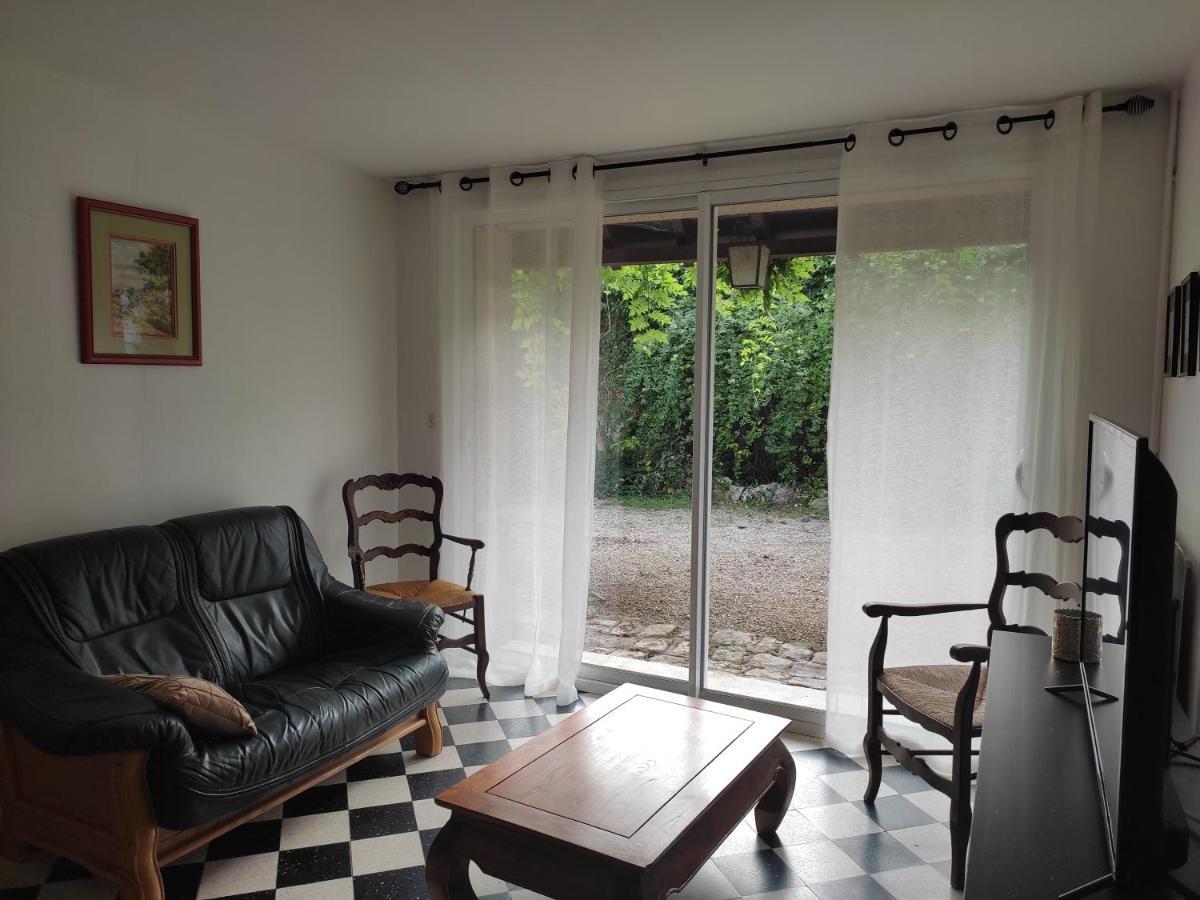 Les Glycines Villa Vulaines-sur-Seine Екстериор снимка